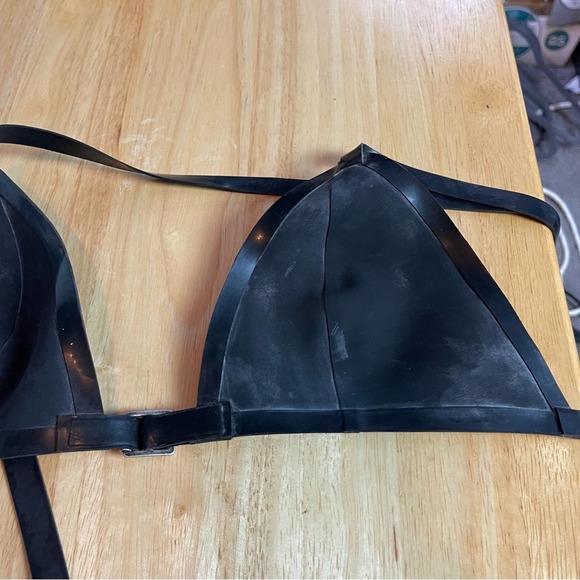 Saint Laurent Latex Triangle Bra - Picture 11 of 11